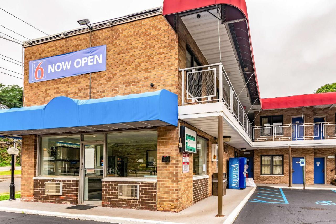 Motel 6-Elmsford, Ny - White Plains ภายนอก รูปภาพ