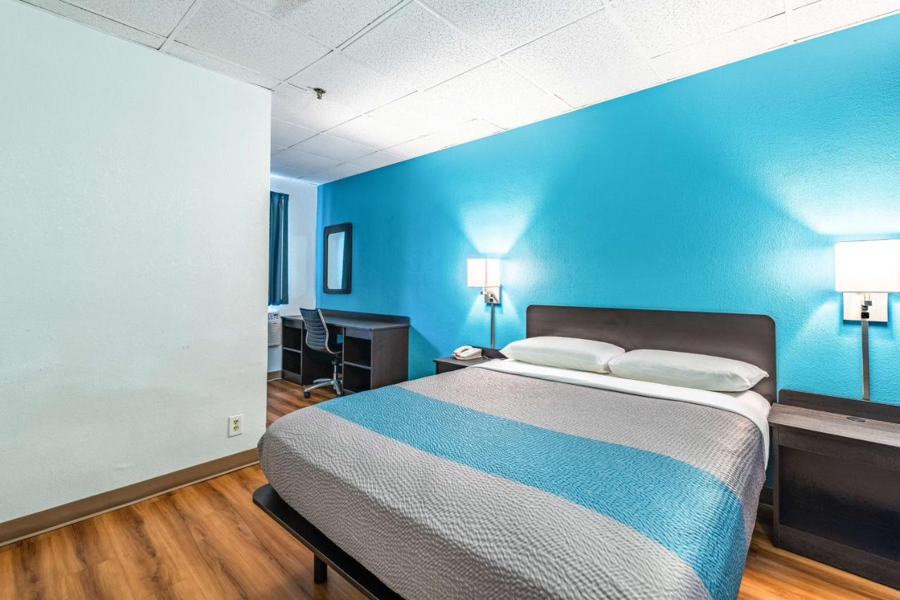 Motel 6-Elmsford, Ny - White Plains ภายนอก รูปภาพ