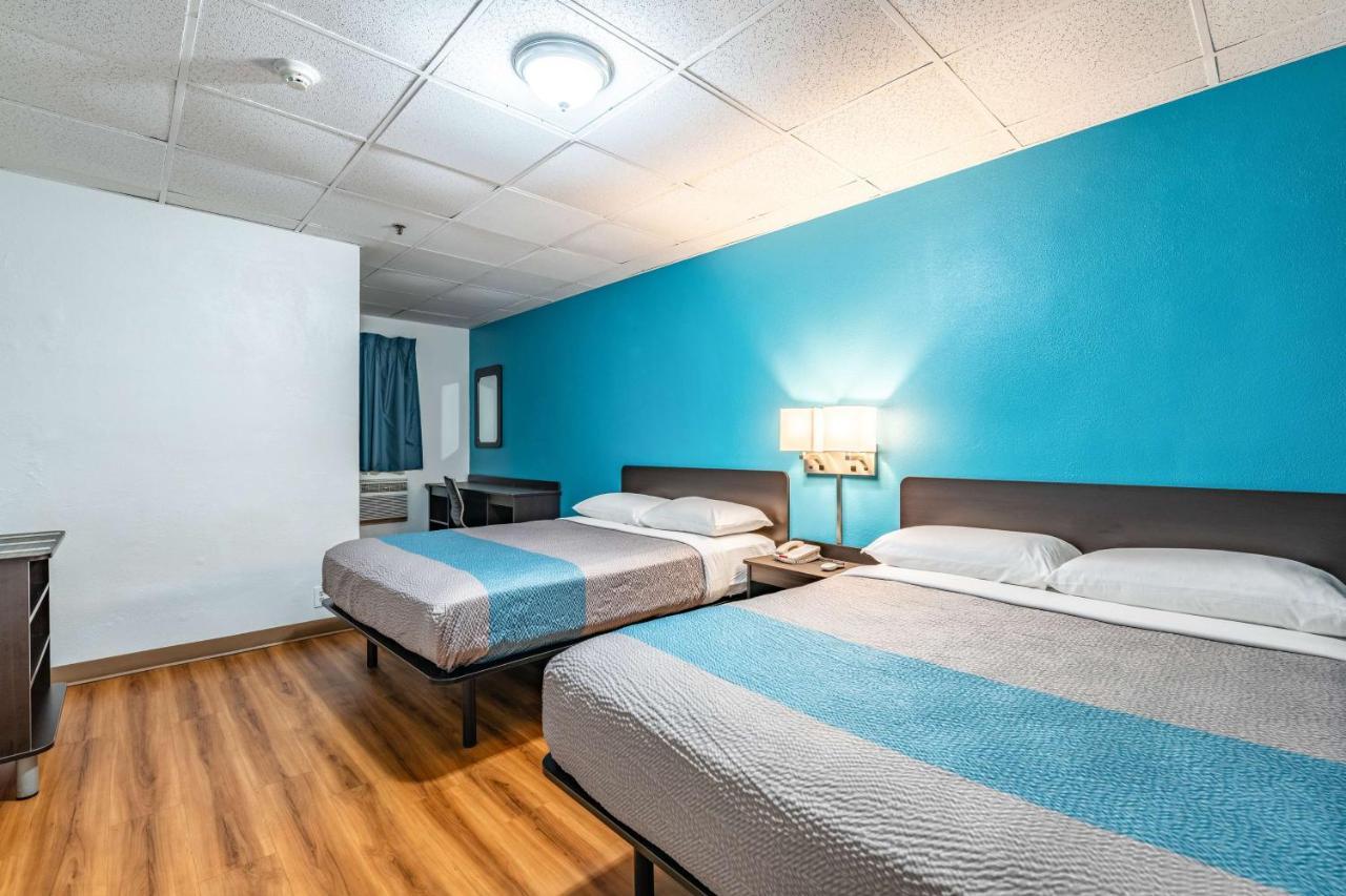 Motel 6-Elmsford, Ny - White Plains ภายนอก รูปภาพ