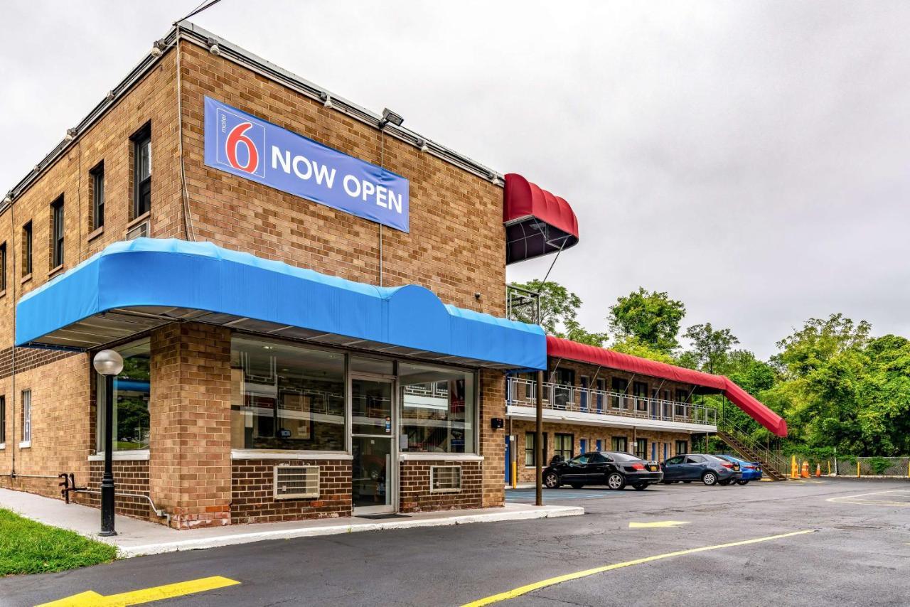Motel 6-Elmsford, Ny - White Plains ภายนอก รูปภาพ