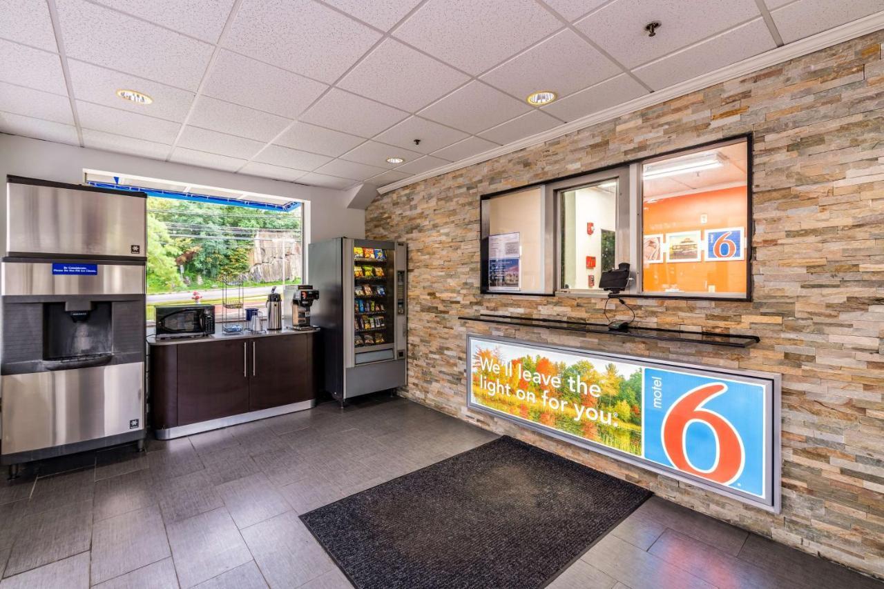 Motel 6-Elmsford, Ny - White Plains ภายนอก รูปภาพ