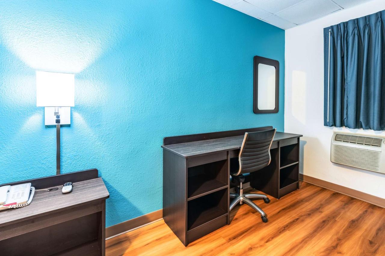Motel 6-Elmsford, Ny - White Plains ภายนอก รูปภาพ